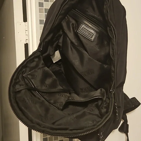 Backpack - Picture 2 of 3